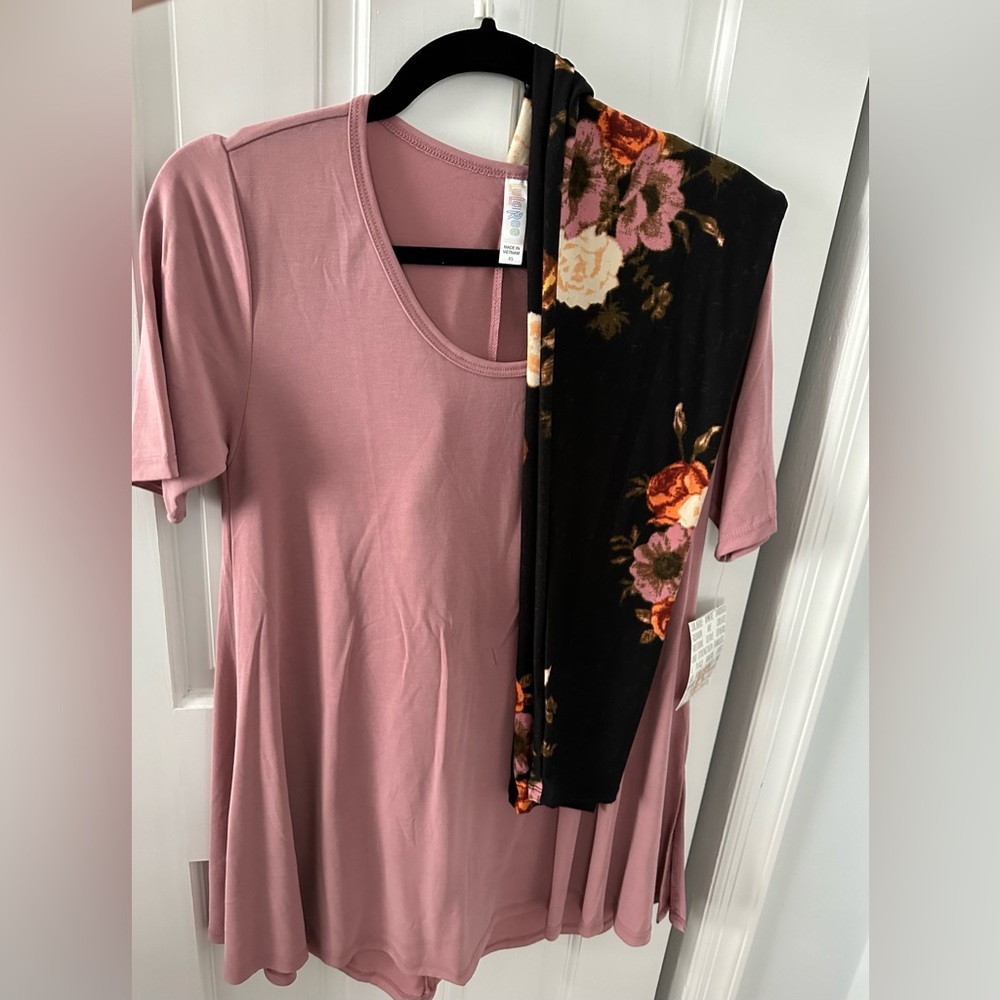 Lularoe XS Perfect and OS leggings